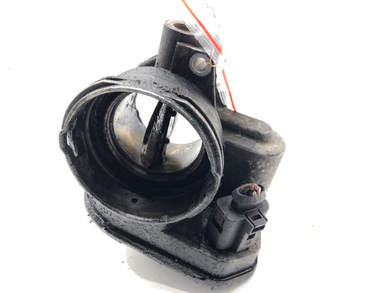 Škrticí klapka VW Passat B6 Variant (3C5) 2005 - 2011 038128063G