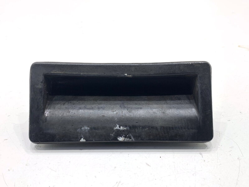 Klika víka kufru zadní VW Passat B6 Variant (3C5) 2005 - 2011 5N0827566