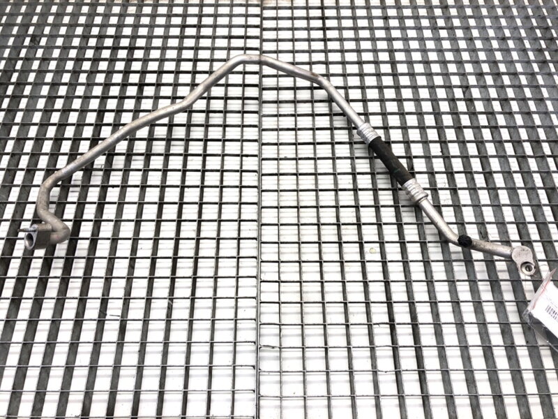 Hadice klimatizace VW Transporter / Caravelle VI Autobus (SGB, SGJ, SHB, SHJ) 2015 - 2022 7E1820743M