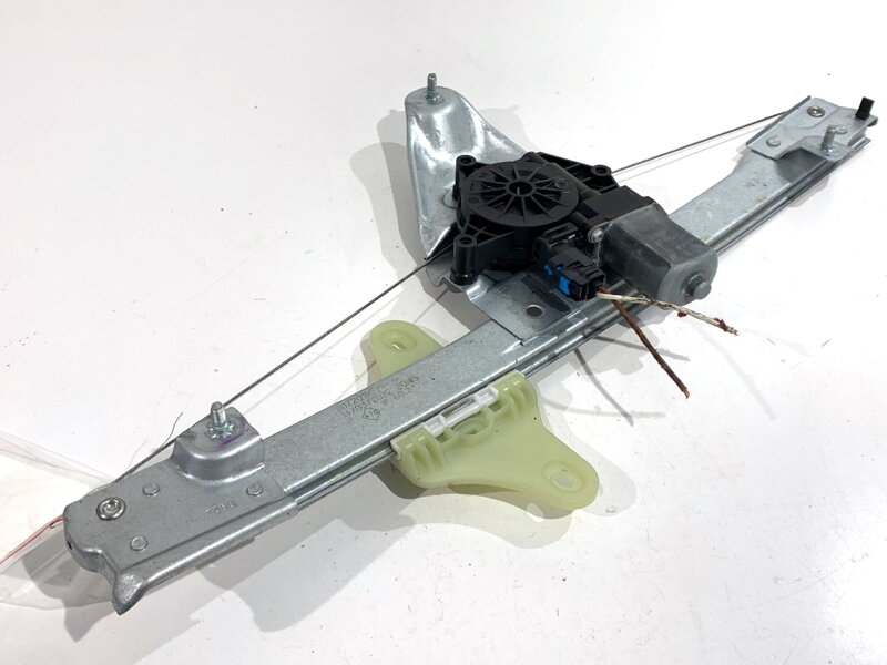 Stahovačka okna pravá přední Dacia Duster (HM_) 2017 - 2022 807201952R