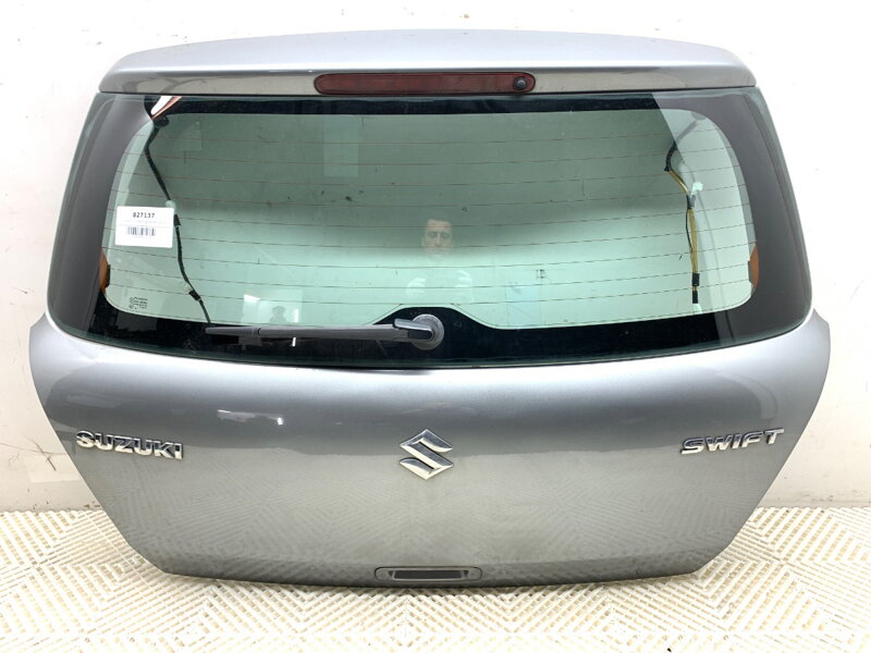 Víko kufru zadní Suzuki Swift III (MZ, EZ) 2005 - 2022 ZCD