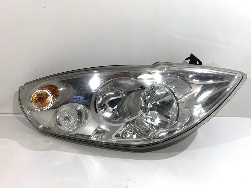 Světlo pravé přední Renault Master III Autobus (JV) 2011 - 2022 260100049R