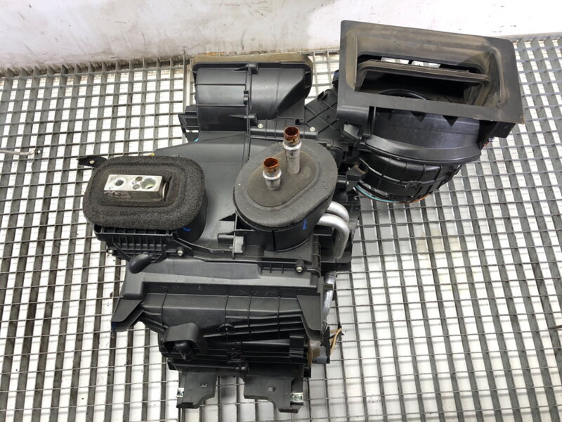 Radiátor topení kombajn Renault Master III Autobus (JV) 2011 - 2022 272700033R