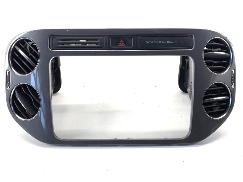 Mřížka ventilace přední středová VW Tiguan (5N_) 2007 - 2018 5N0819062B