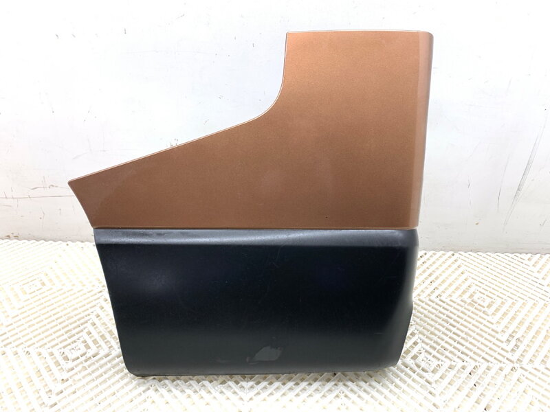 ROH nárazníku zadní levý Renault Trafic III Autobus (JG_) 2014 - 2022