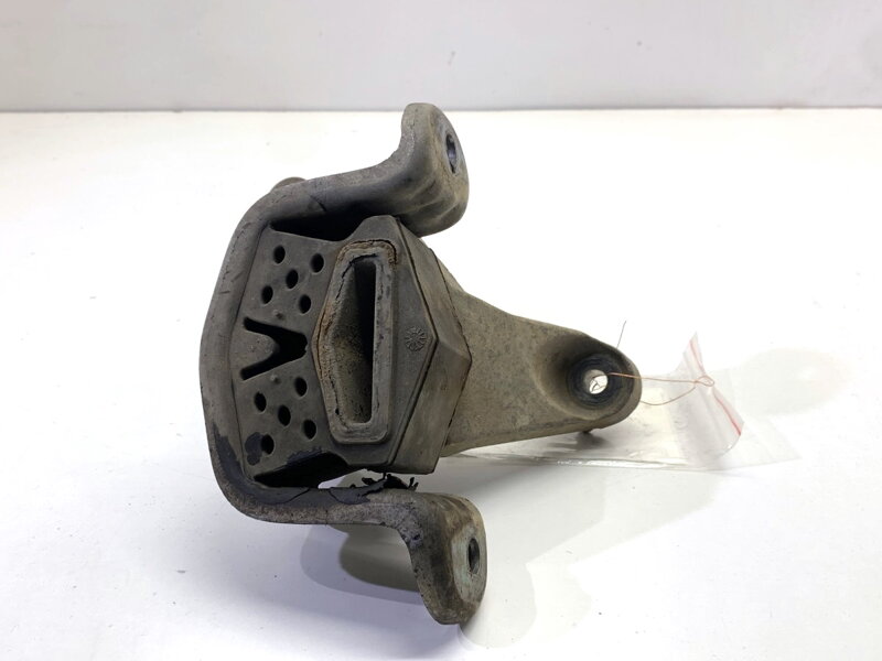 Držák převodovky převodů VW Transporter / Caravelle VI Autobus (SGB, SGJ, SHB, SHJ) 2015 - 2022 7E0399151B