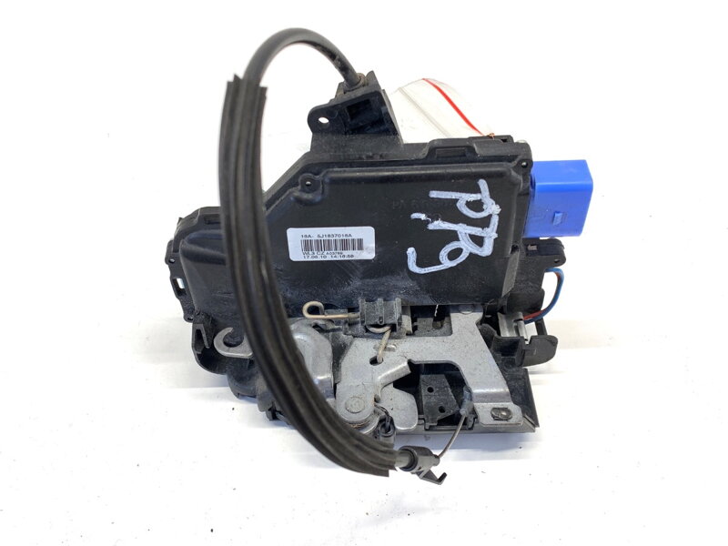 Zámek dveří pravý přední Skoda Roomster (5J7) 2006 - 2015 5J1837016A