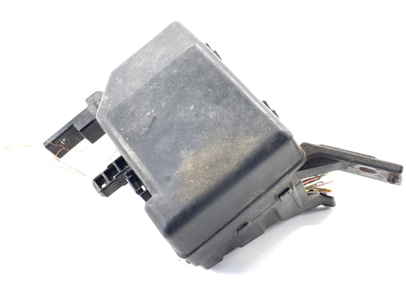 Pojistková skříňka Suzuki Swift III (MZ, EZ) 2005 - 2022