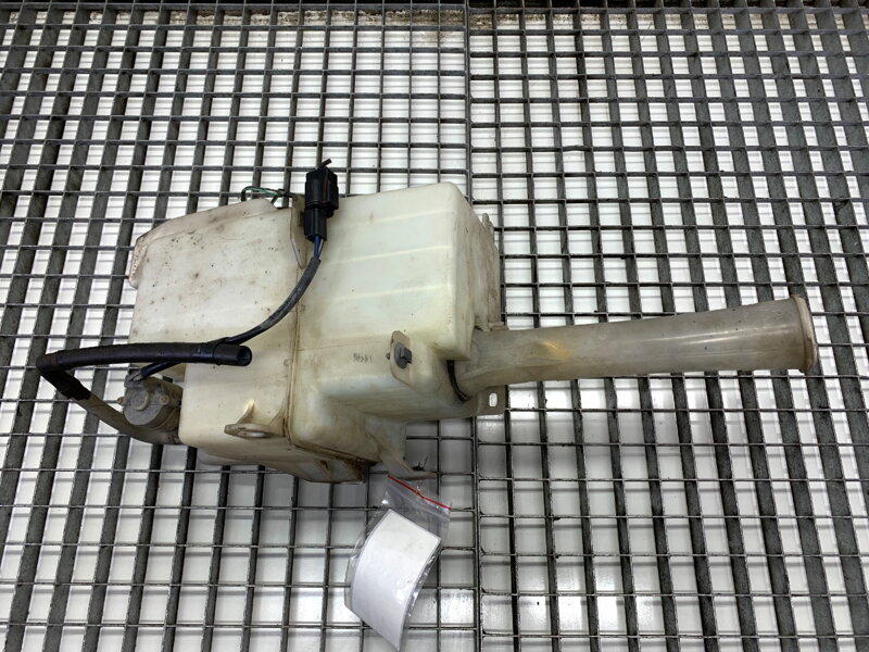 Nádobka ostřikovačů Mitsubishi Outlander I (CU_W) 2001 - 2008