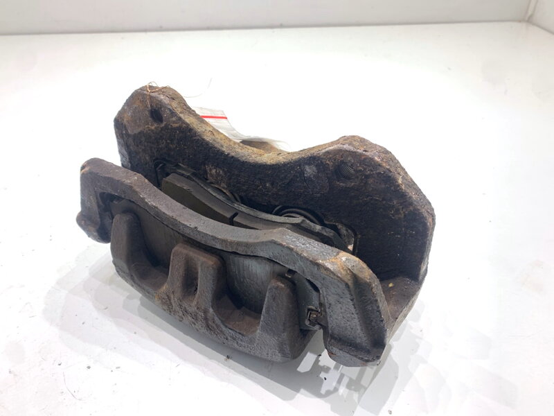 Brzdový třmen pravý přední Mitsubishi Outlander I (CU_W) 2001 - 2008