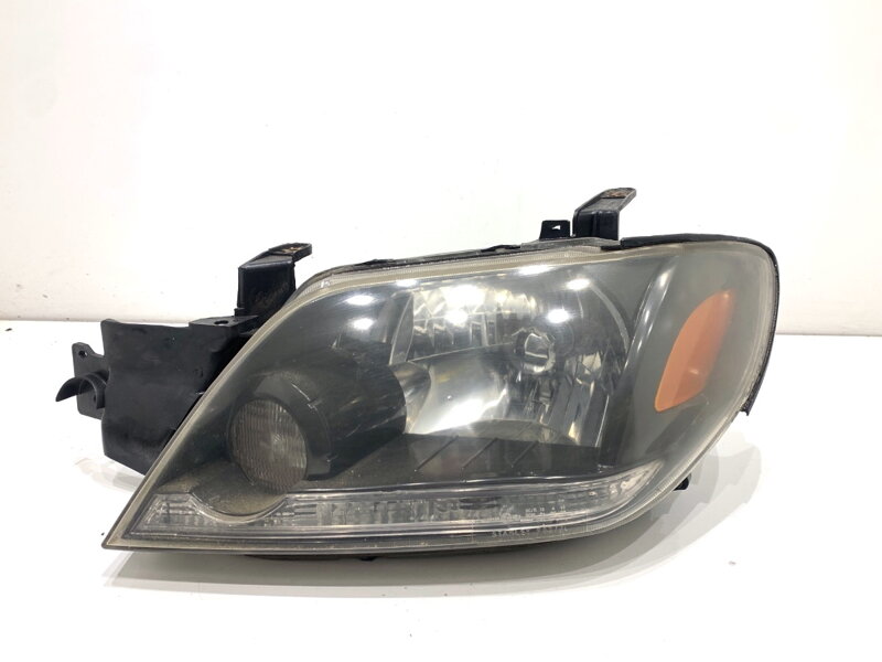 Světlo levé přední Mitsubishi Outlander I (CU_W) 2001 - 2008