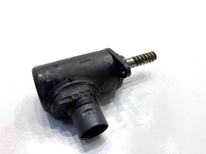 Regulátor proměnných FÁZ rozvodů BMW 3 Gran Turismo (F34) 2012 - 2022 8652738