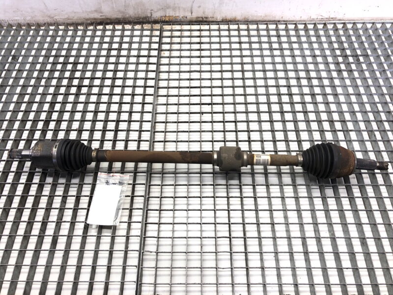 Poloosa pravá přední Hyundai Kona (OS, OSE, OSI) 2017 - 2022 49501J9000