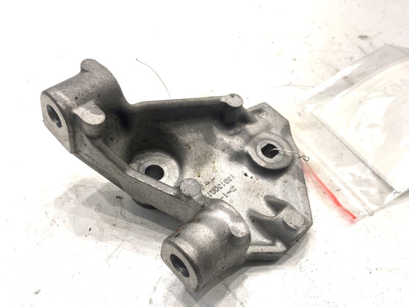 Držák čerpadla vstřikovací Dacia Duster (HM_) 2017 - 2022 168130812R