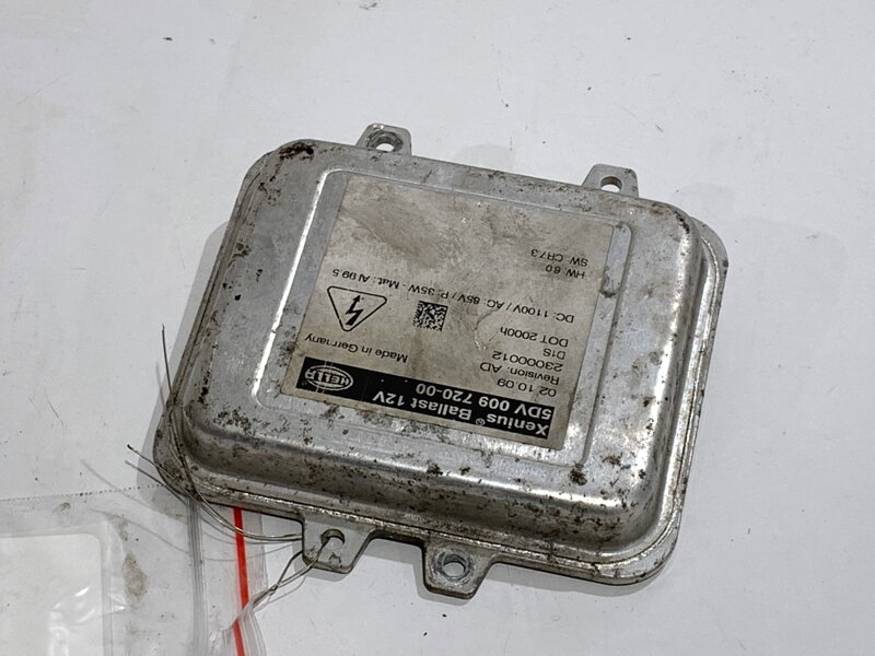 Řídicí jednotka xenon Opel Insignia A (G09) 2008 - 2017 5DV009720-00