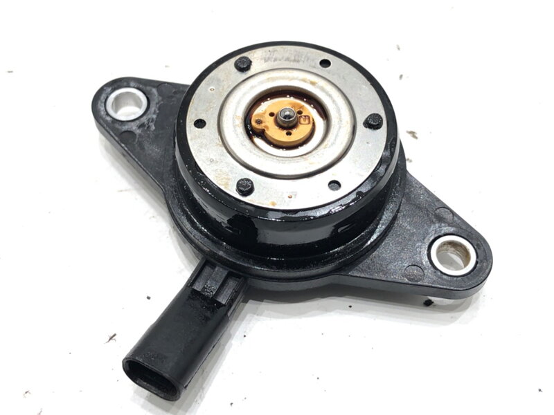 Regulátor FÁZ rozvodů Audi Q3 Sportback (F3N) 2019 - 2022 04E906423C