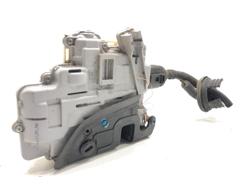 Zámek dveří levý zadní Audi A6 C6 Avant (4F5) 2004 - 2011