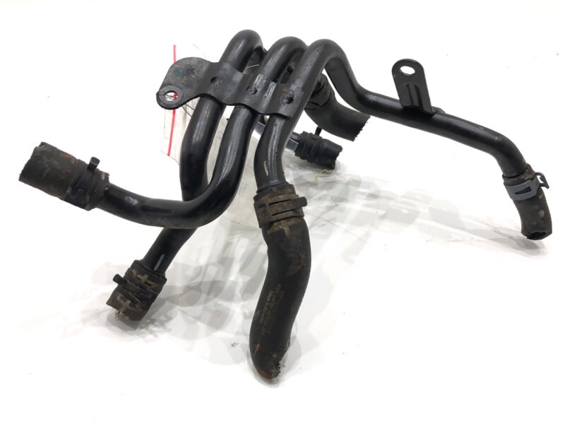 Hlavní potrubí vody VW Golf VII Variant (BA5, BV5) 2013 - 2022 04L121064AD