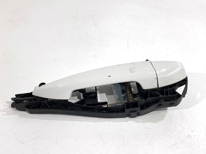 Klika vnější pravá přední BMW X1 (F48) 2014 - 2022