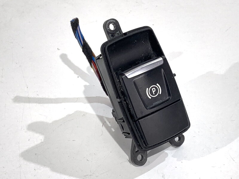 Páka ruční brzdy BMW X1 (F48) 2014 - 2022 6822523