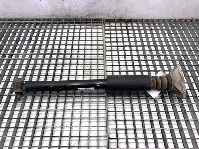 Tlumič pravý zadní BMW X1 (F48) 2014 - 2022 6886760