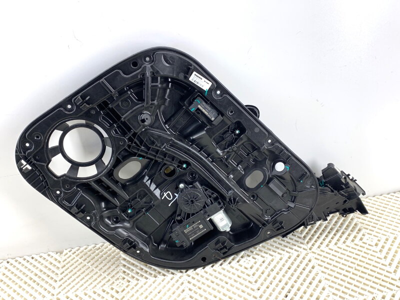 Stahovačka okna pravá zadní Volvo S90 II (234) 2016 - 2022 32283267