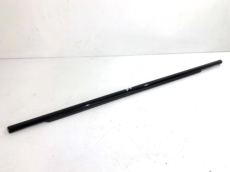 Lišta stírací zadní pravá Volvo S90 II (234) 2016 - 2022 31848055