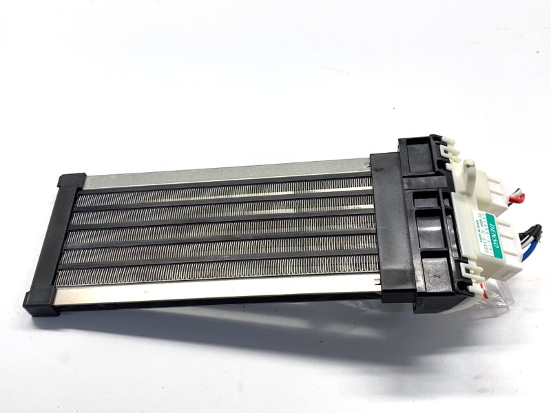 Radiátor topení elektrická Lexus LBX (_AYH1_, _AYA1_) 2023 - 294800-0101