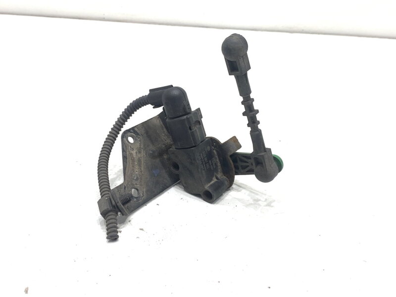 Čidlo náklonu xenon zadní levý Audi A3 Limousine (8VS, 8VM) 2013 - 2022 5Q0907503