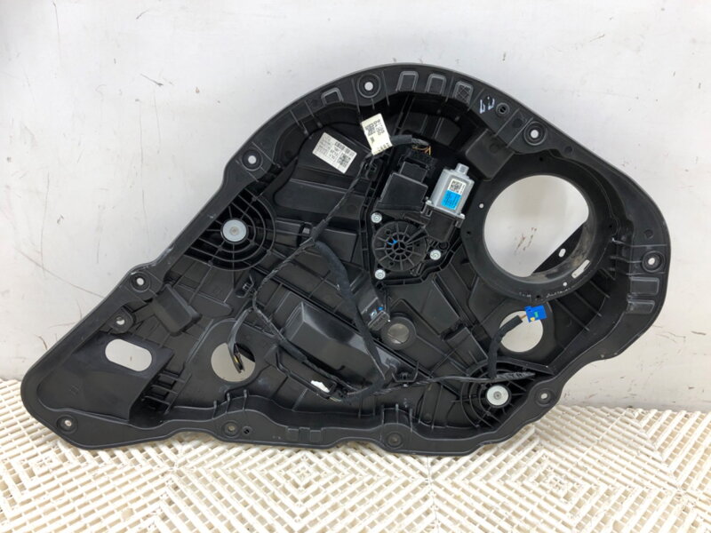 Stahovačka okna pravá přední KIA Optima Sportswagon (JF) 2016 - 2022 83470-D4000