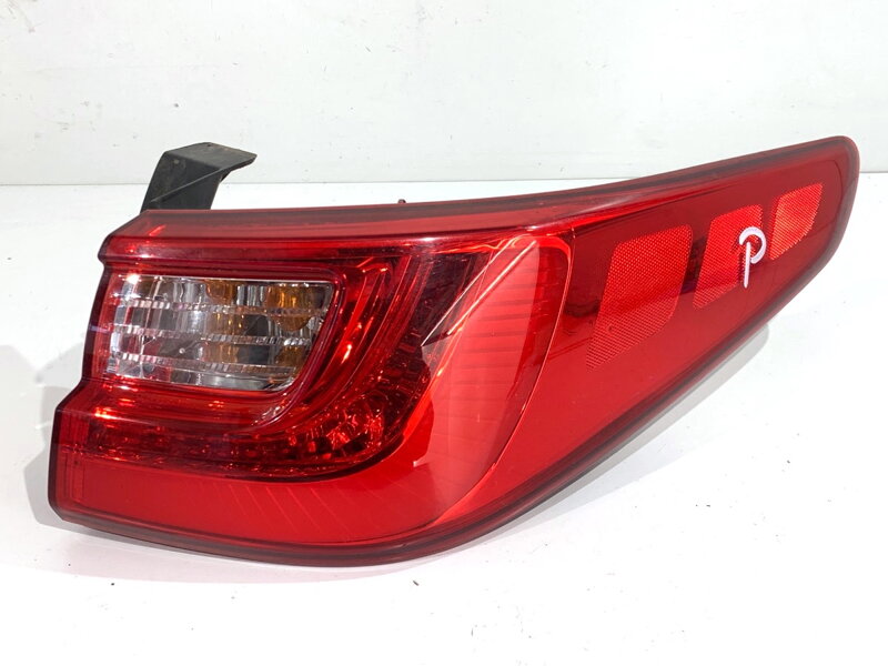 Světlo pravé zadní KIA Optima Sportswagon (JF) 2016 - 2022