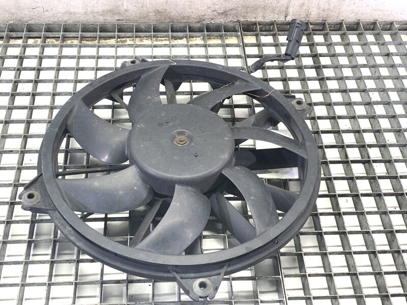Ventilátor chladiče Peugeot 308 I (4A_, 4C_) 2007 - 2016 874716T