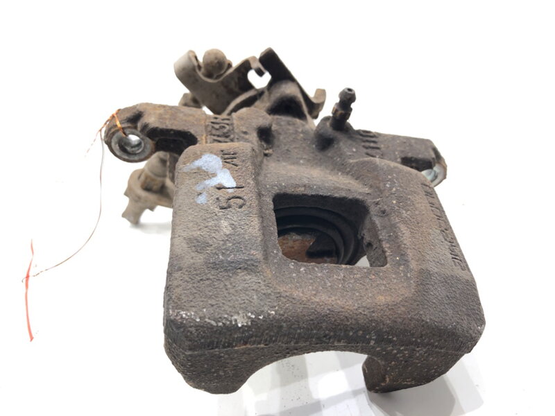 Brzdový třmen pravý zadní Mitsubishi Outlander III (GG_W, GF_W, ZJ, ZL, ZK) 2010 - 2022