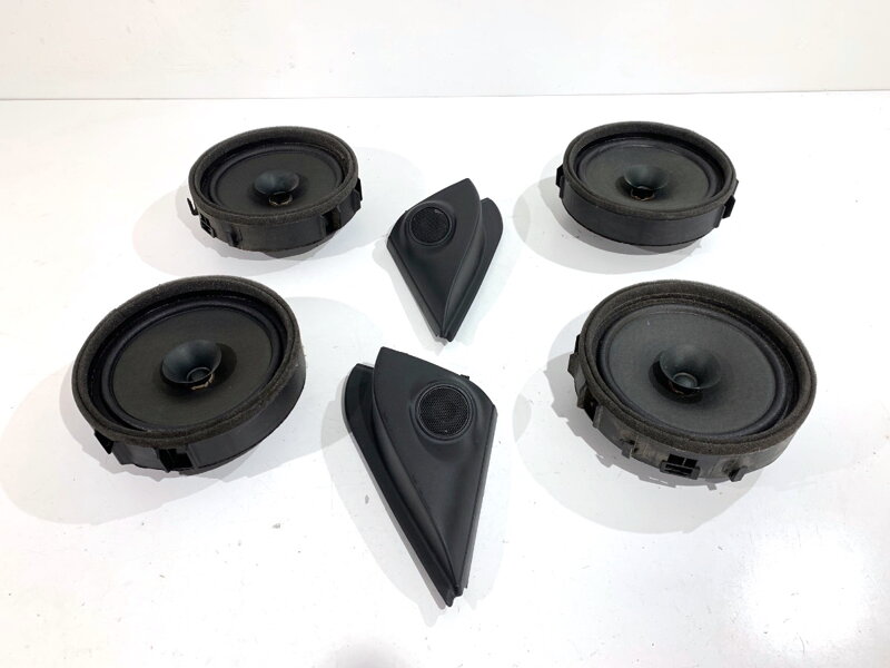 Reproduktory sada Mitsubishi Outlander III (GG_W, GF_W, ZJ, ZL, ZK) 2010 - 2022 8720A166