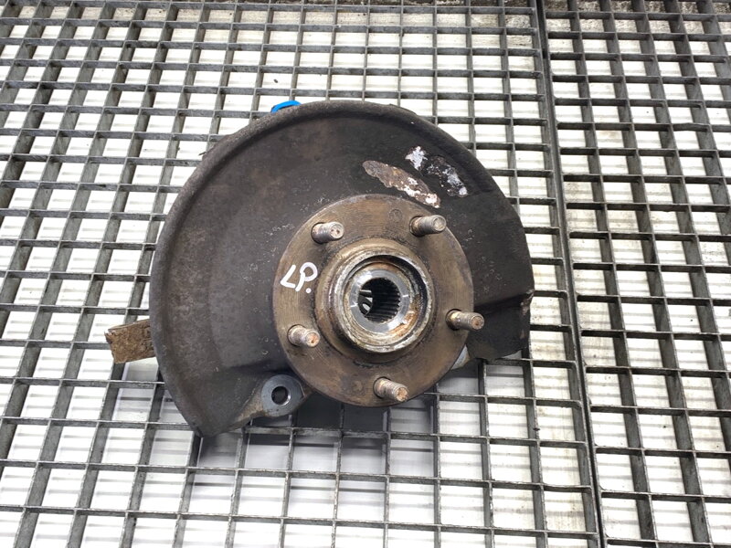 Otoč levá přední Mitsubishi Outlander III (GG_W, GF_W, ZJ, ZL, ZK) 2010 - 2022