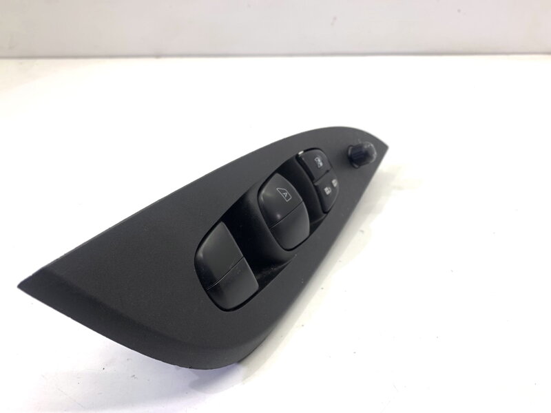 Ovládání oken Nissan Pulsar Liftback (C13) 2012 - 2022 80961-3ZL0A