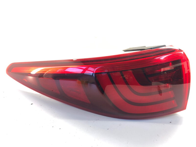 Světlo levé zadní KIA Sportage IV (QL, QLE) 2015 - 2022 92401-F11