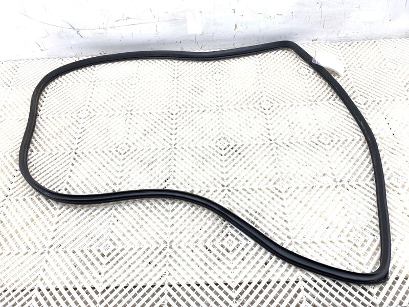 Těsnění dveří zadní pravé KIA Sportage IV (QL, QLE) 2015 - 2022