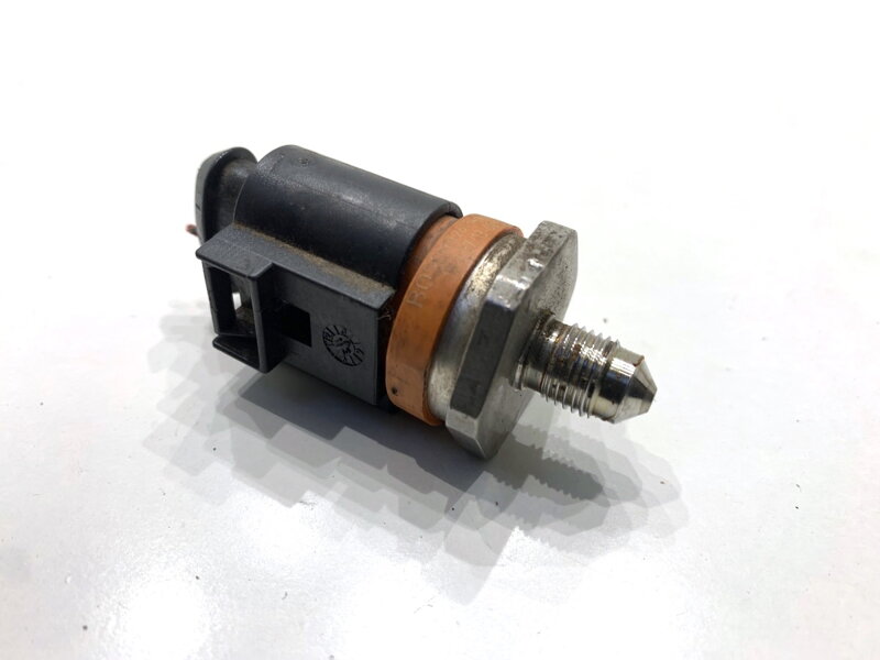 Čidlo tlaku paliva Skoda Yeti (5L) 2009 - 2017 0261545051