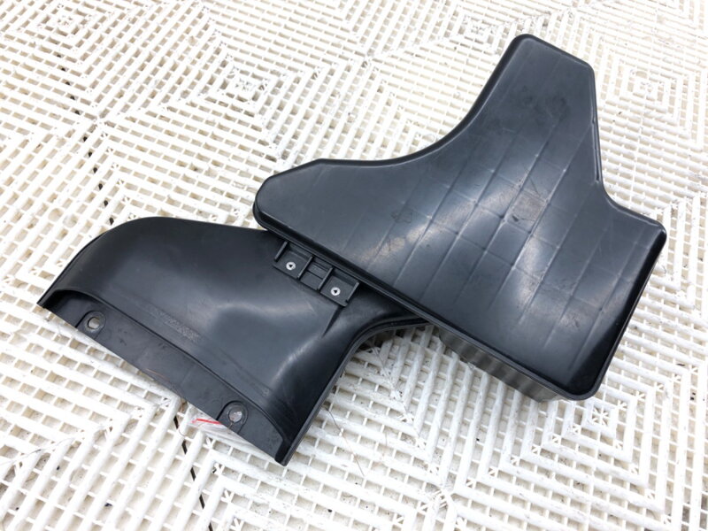 Kryt filtru vzduchu rezonátor Mitsubishi Outlander III (GG_W, GF_W, ZJ, ZL, ZK) 2010 - 2022 1505A957