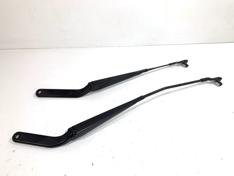 Stěrač sada přední BMW X6 (E71, E72) 2007 - 2014 7153736 7153739