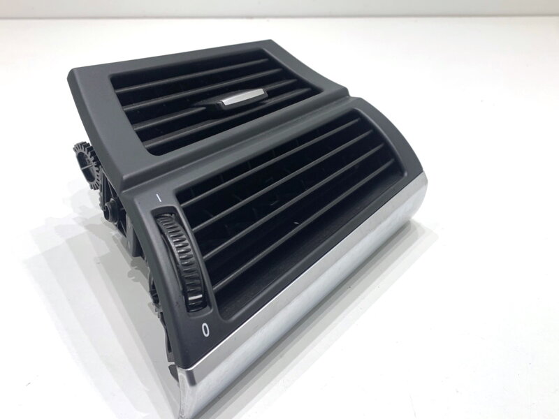 Mřížka ventilace pravá přední BMW X6 (E71, E72) 2007 - 2014 7161804