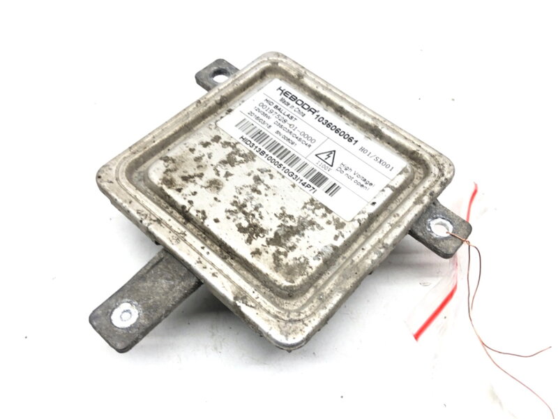 Řídicí jednotka xenon Jaguar F-pace (X761) 2015 - 2022 1036060061