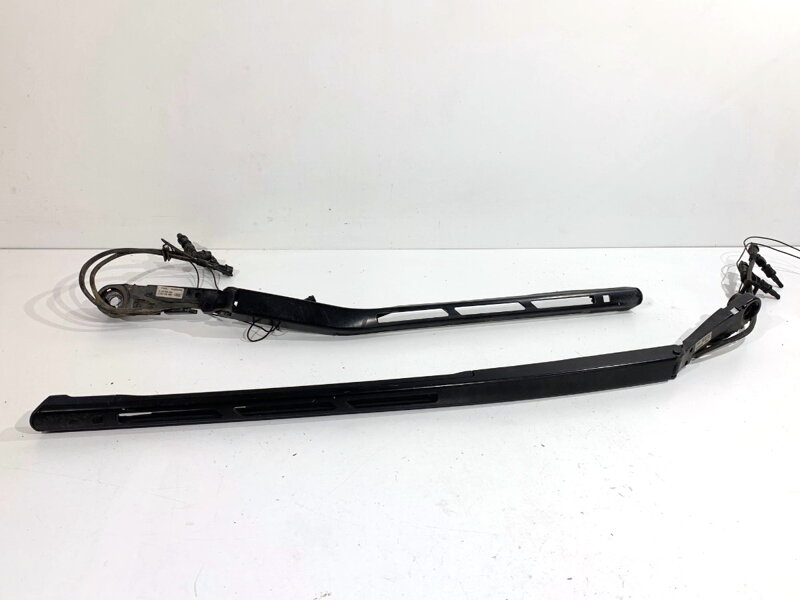 Stěrač sada přední Audi Q8 (4MN) 2018 - 2022 4M8955405B 4M8955406B