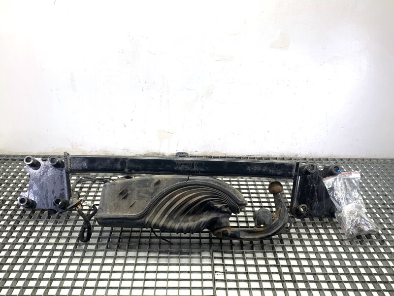 HÁK tažné Audi Q8 (4MN) 2018 - 2022