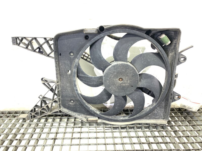 Ventilátor chladiče Opel Corsa D (S07) 2006 - 2014 55703929
