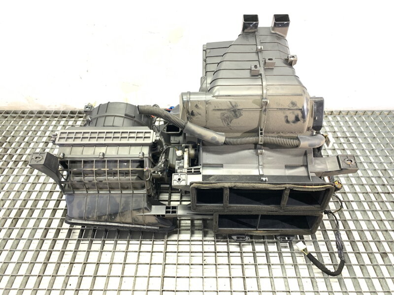 Radiátor topení kompletní kombajn Hyundai I20 II (GB, IB) 2014 - 2022 97200-C8210