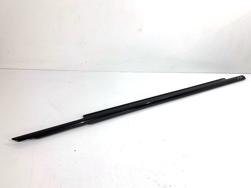 Lišta stírací přední pravá Audi A7 Sportback (4GA, 4GF) 2010 - 2018 4G8853284H
