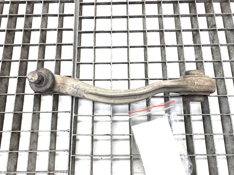 Rameno pravé přední Audi Q8 (4MN) 2018 - 2022