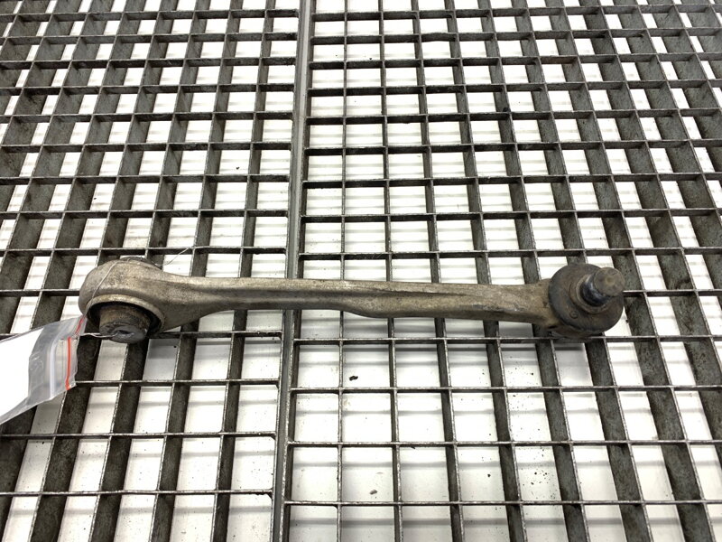 Rameno levé přední Audi Q8 (4MN) 2018 - 2022